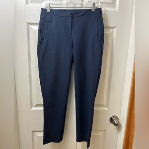 Lulu🍋On The Move Pant 28" Inseam
Navy Size 6